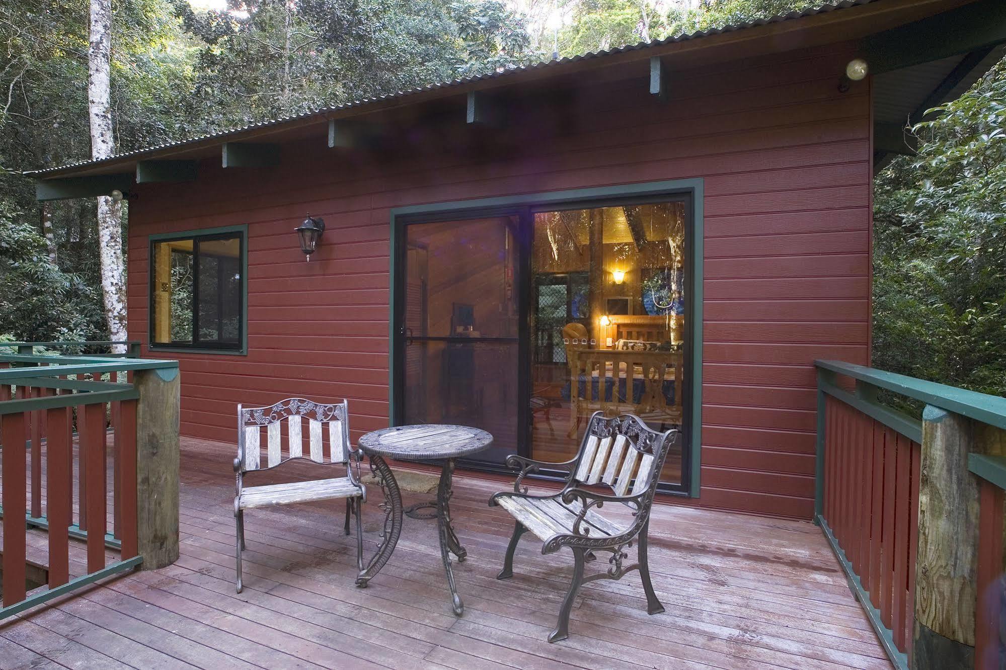 Вилла Springbrook Lyrebird Retreat Экстерьер фото