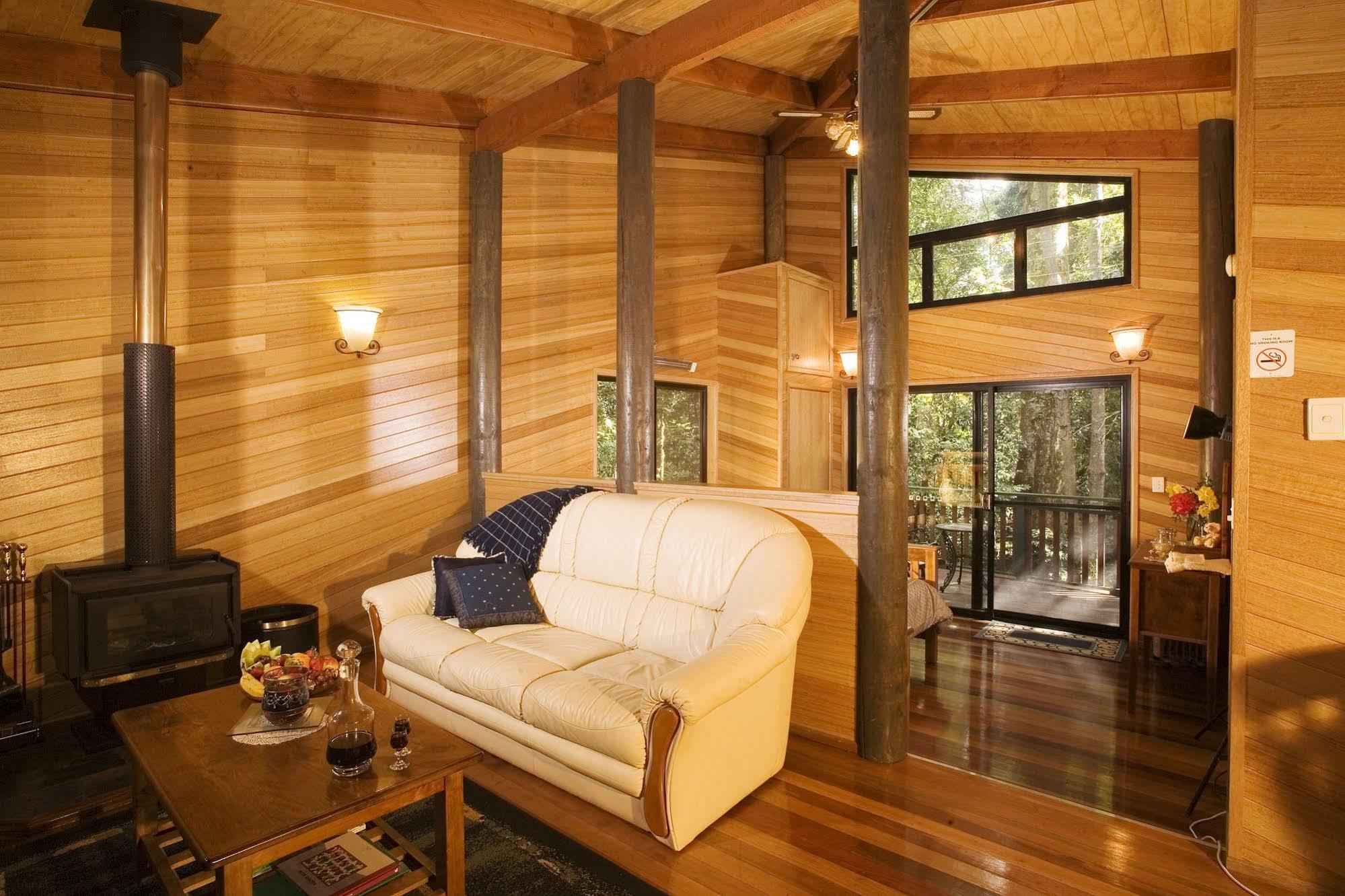 Вилла Springbrook Lyrebird Retreat Экстерьер фото